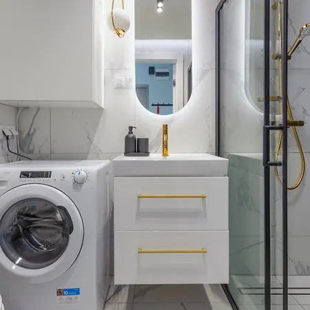 Victus Apartamenty, Mirage アパート